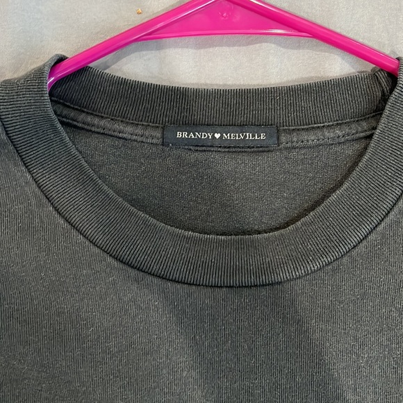 Brandy Melville - Oversized Pullover - Picture 2 of 3